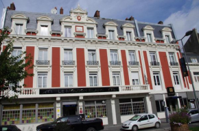 Отель Logis Le Mouton Blanc  Камбре